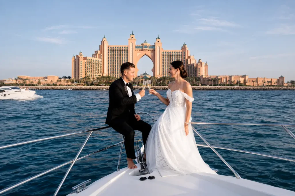 arrange yacht proposal event by wedding planner